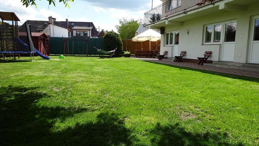 Apartamenty Gosciniec Re-Max Mrzeżyno Exteriér fotografie