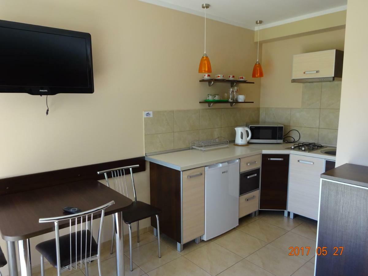 Apartamenty Gosciniec Re-Max Mrzeżyno Exteriér fotografie