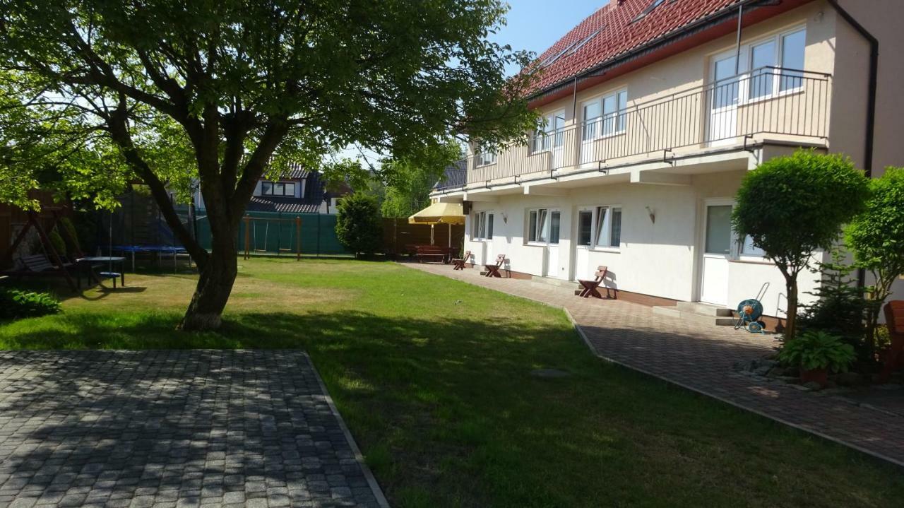 Apartamenty Gosciniec Re-Max Mrzeżyno Exteriér fotografie