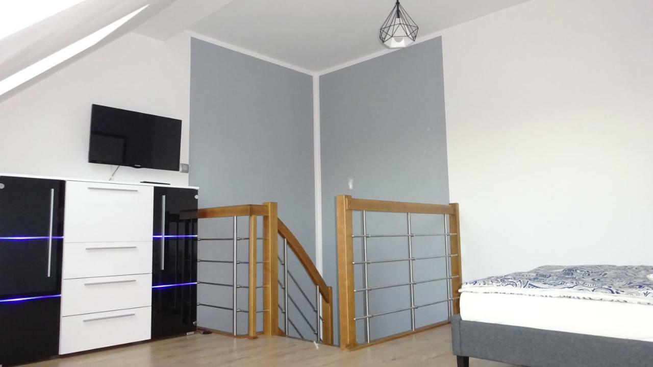 Apartamenty Gosciniec Re-Max Mrzeżyno Exteriér fotografie