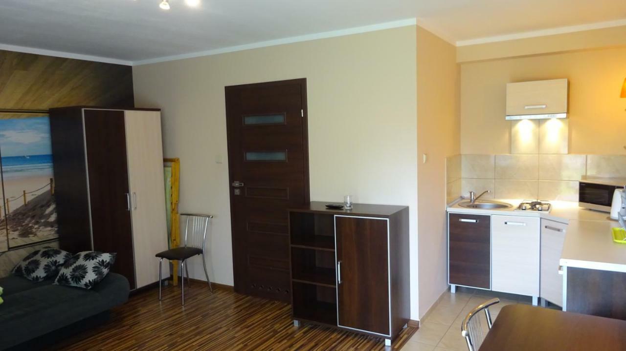 Apartamenty Gosciniec Re-Max Mrzeżyno Exteriér fotografie