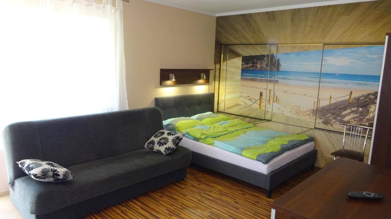 Apartamenty Gosciniec Re-Max Mrzeżyno Exteriér fotografie